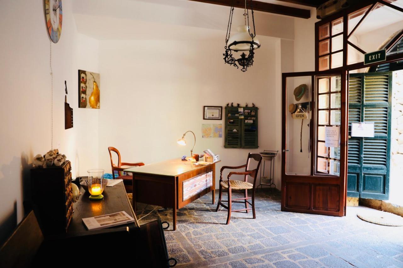 Hotel Pera - Ti